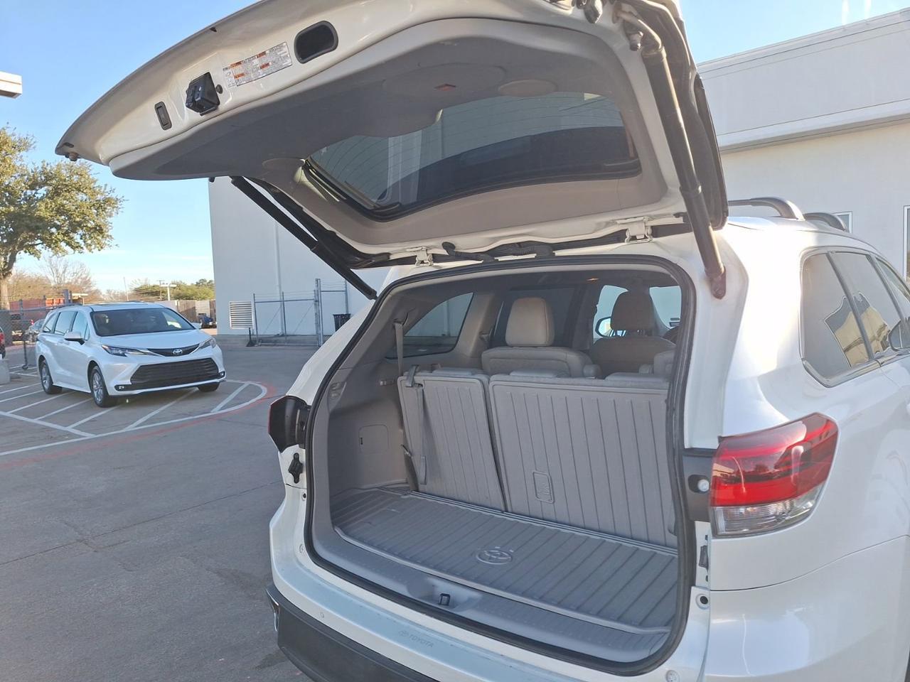 2018 Toyota Highlander Limited Hurst TX