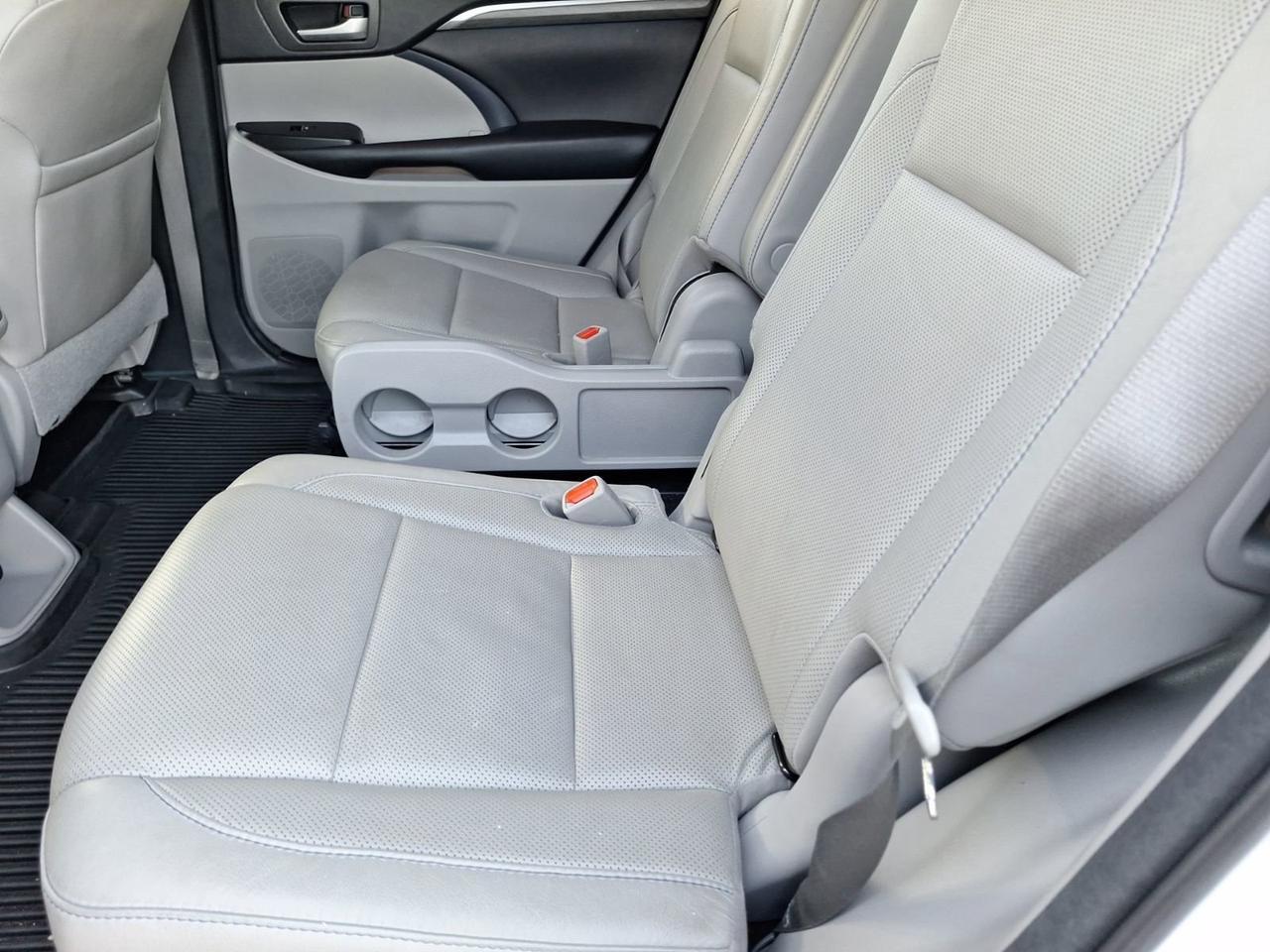 2018 Toyota Highlander Limited Hurst TX