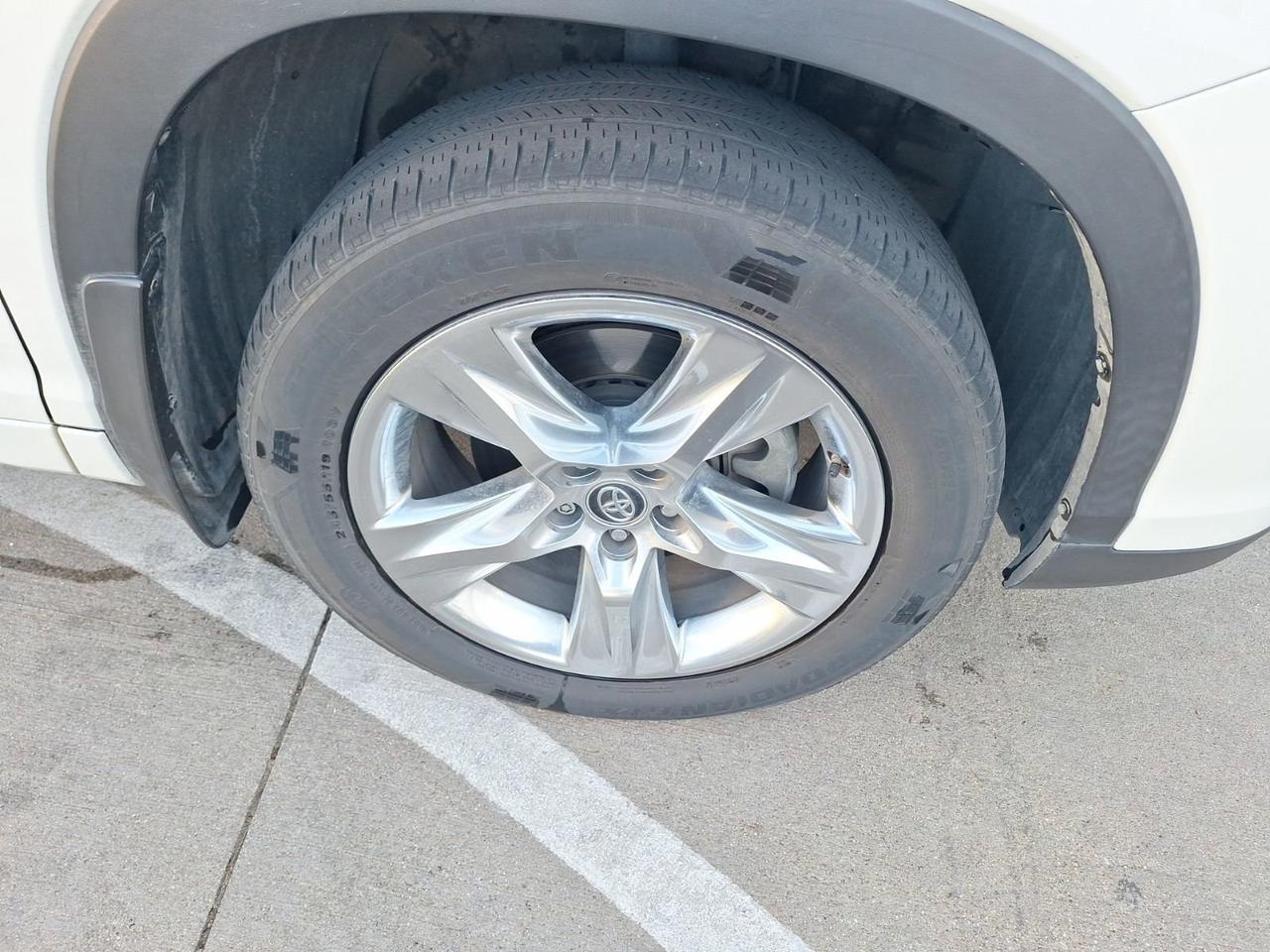 2018 Toyota Highlander Limited Hurst TX