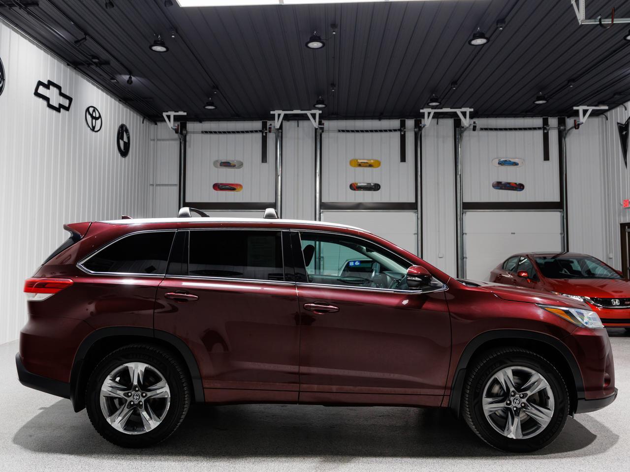 2018 Toyota Highlander Limited Platinum AWD 7-Passenger NAV Cranberry PA