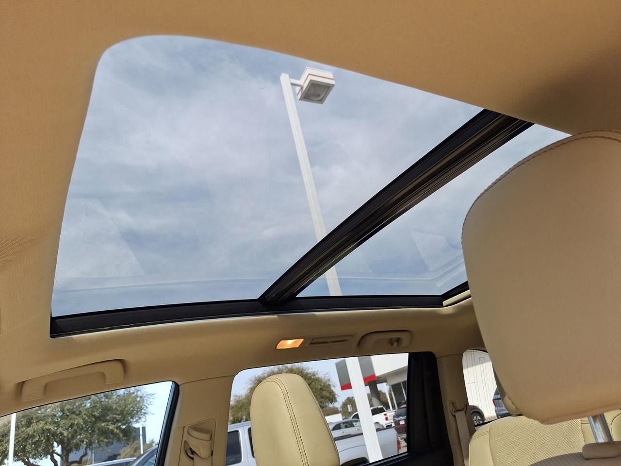 2018 Toyota Highlander Limited Platinum Hurst TX