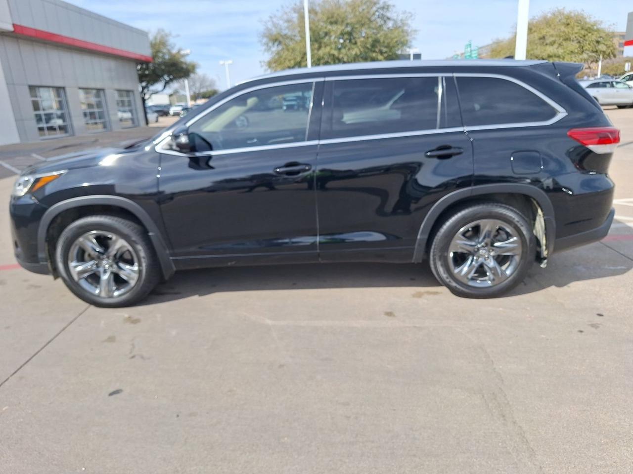 2018 Toyota Highlander Limited Platinum Hurst TX
