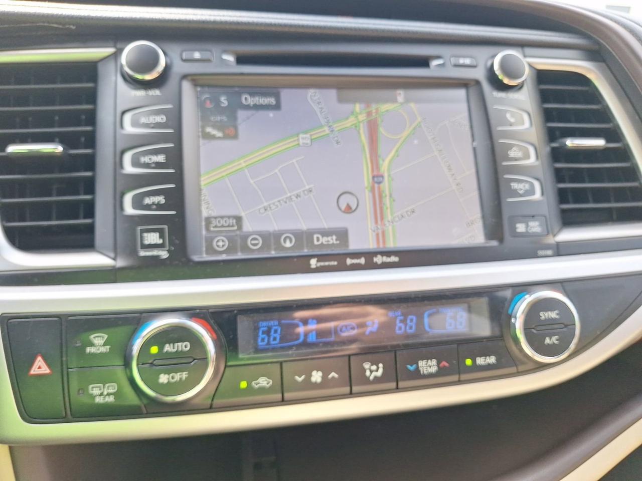 2018 Toyota Highlander Limited Platinum Hurst TX