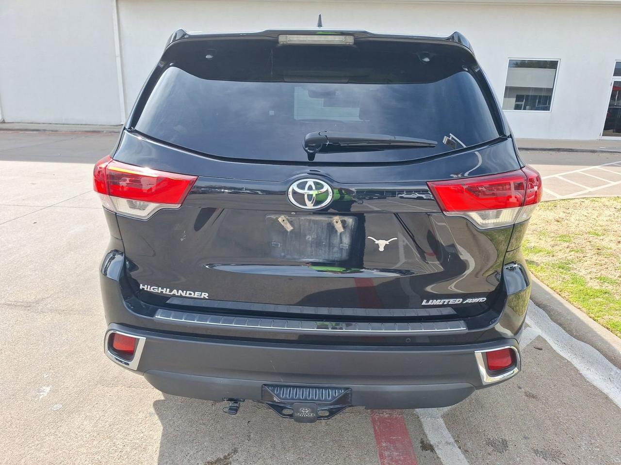 2018 Toyota Highlander Limited Platinum Hurst TX