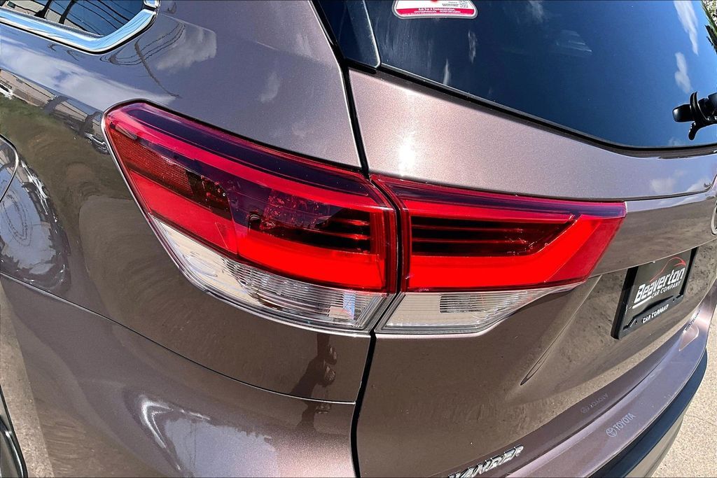 2018 Toyota Highlander Limited Platinum OR