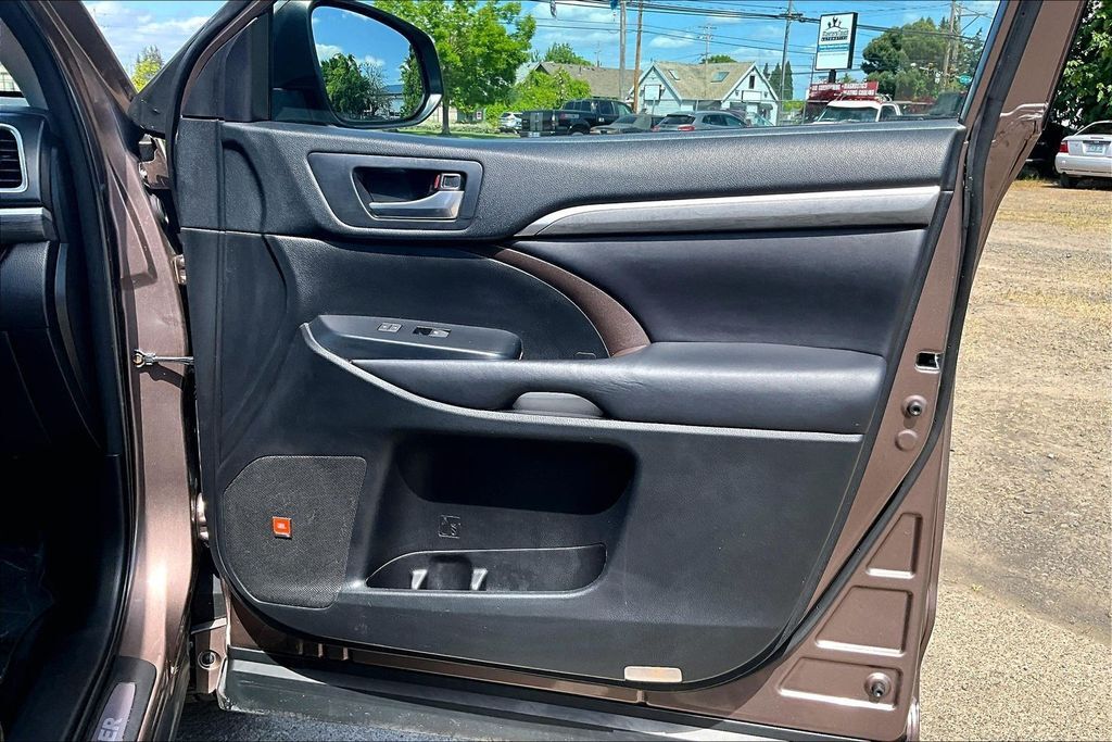 2018 Toyota Highlander Limited Platinum OR