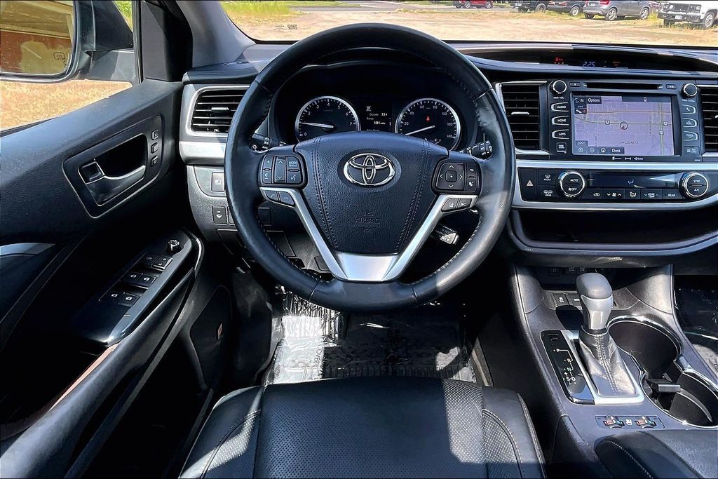 2018 Toyota Highlander Limited Platinum OR