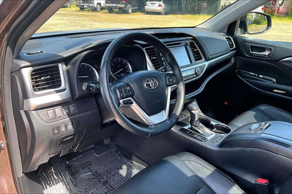 2018 Toyota Highlander Limited Platinum OR