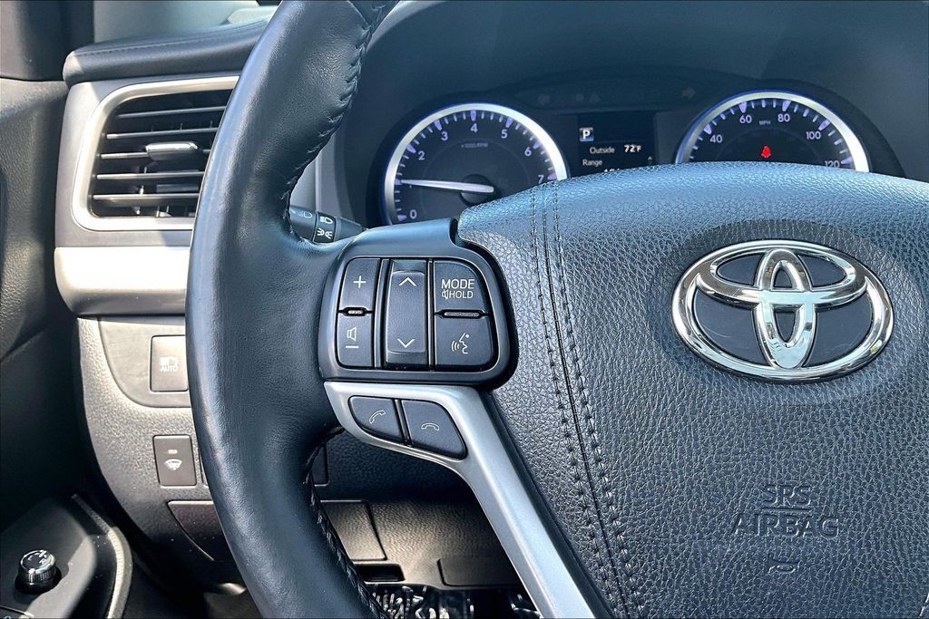 2018 Toyota Highlander Limited Platinum OR