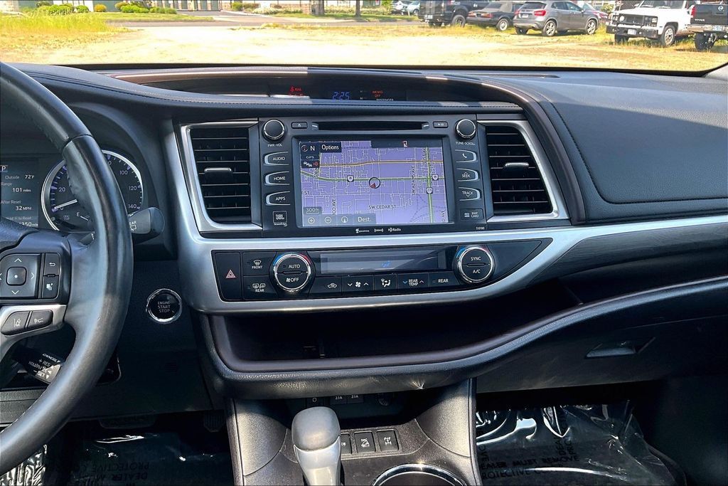 2018 Toyota Highlander Limited Platinum OR