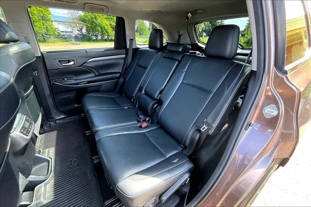 2018 Toyota Highlander Limited Platinum OR