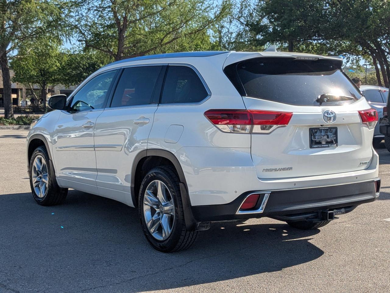 2018 Toyota Highlander Limited Platinum