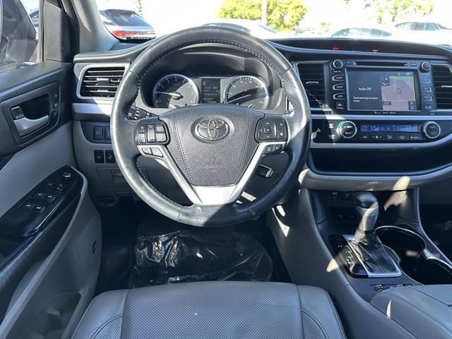 2018 Toyota Highlander Limited Platinum Tucson AZ
