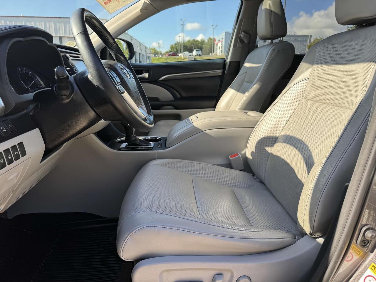 2018 Toyota Highlander Limited Platinum Fredericksburg VA