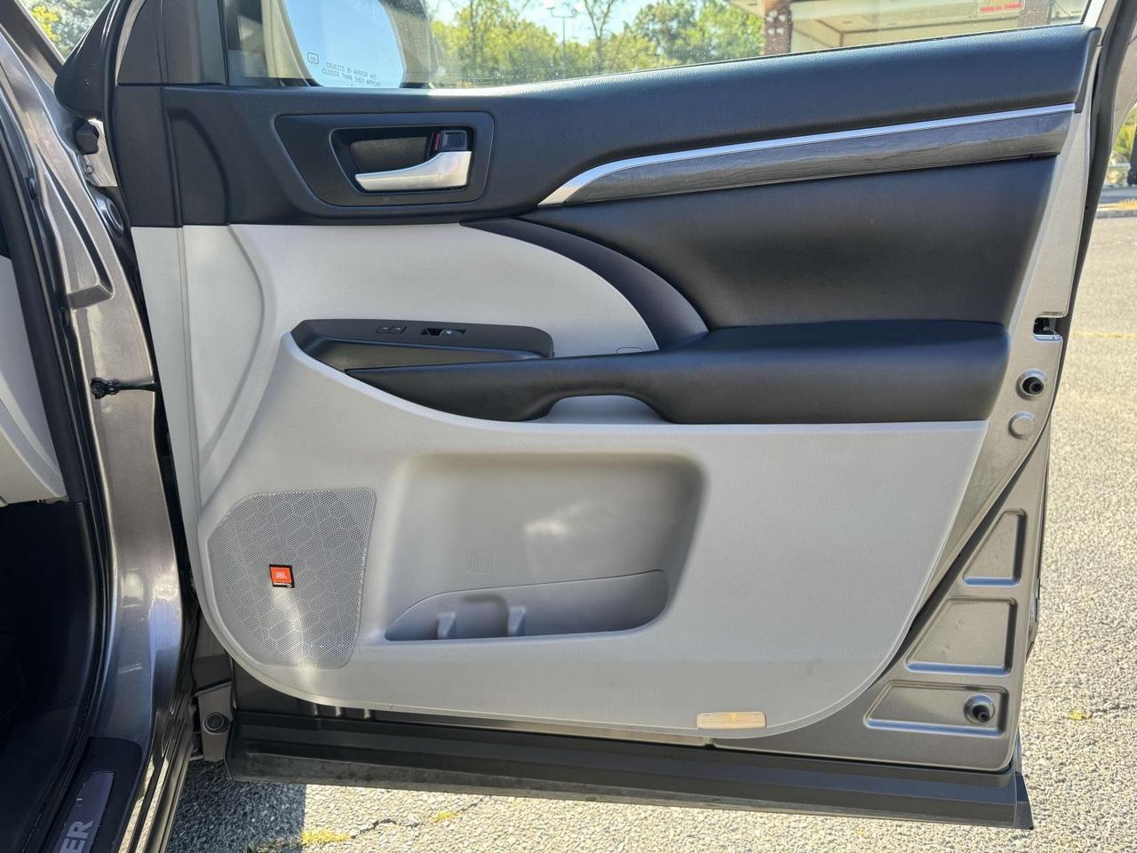 2018 Toyota Highlander Limited Platinum Fredericksburg VA