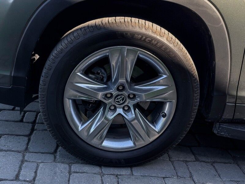 2018 Toyota Highlander Limited Wilmington NC