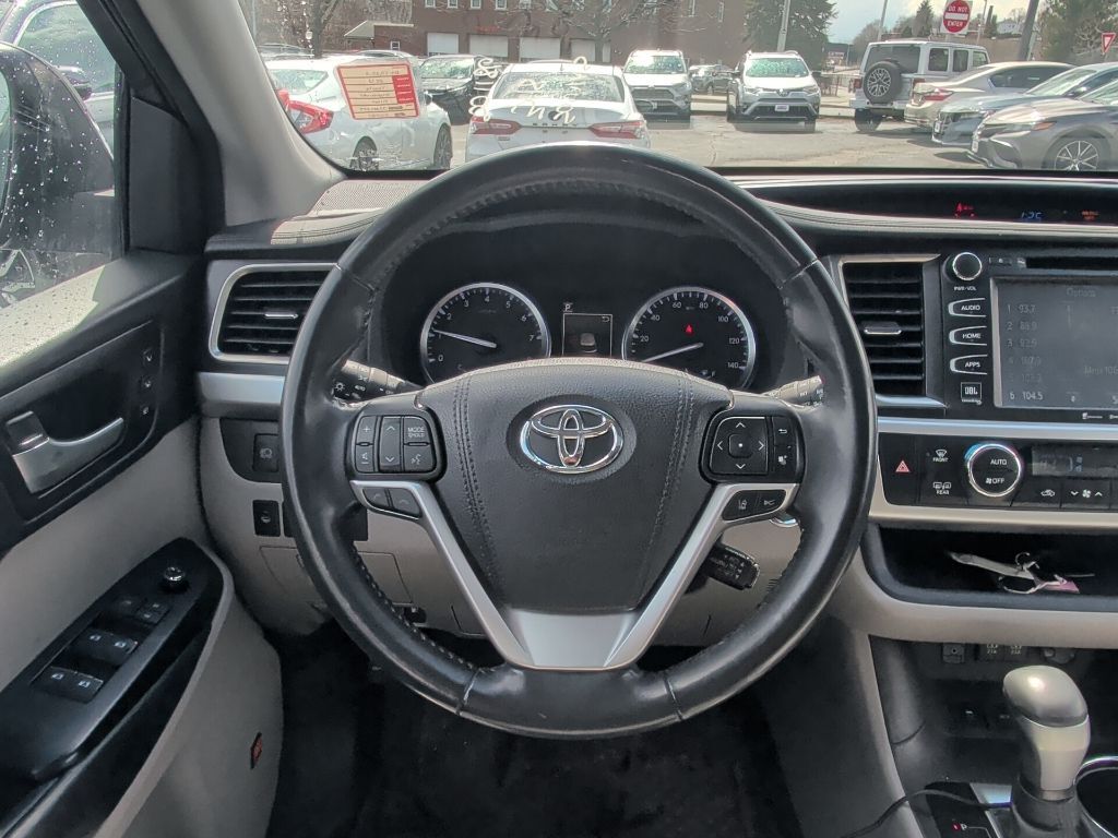 2018 Toyota Highlander Limited Worcester MA