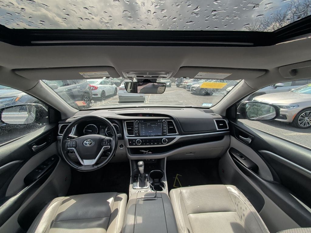 2018 Toyota Highlander Limited Worcester MA
