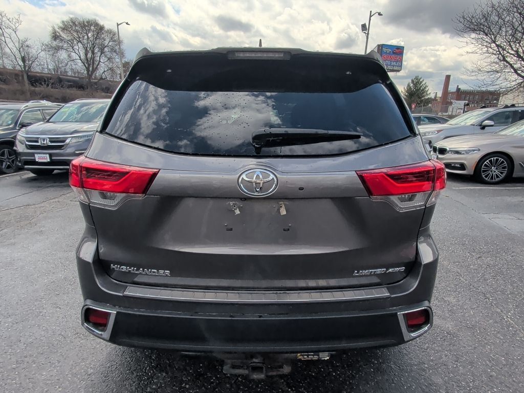 2018 Toyota Highlander Limited Worcester MA