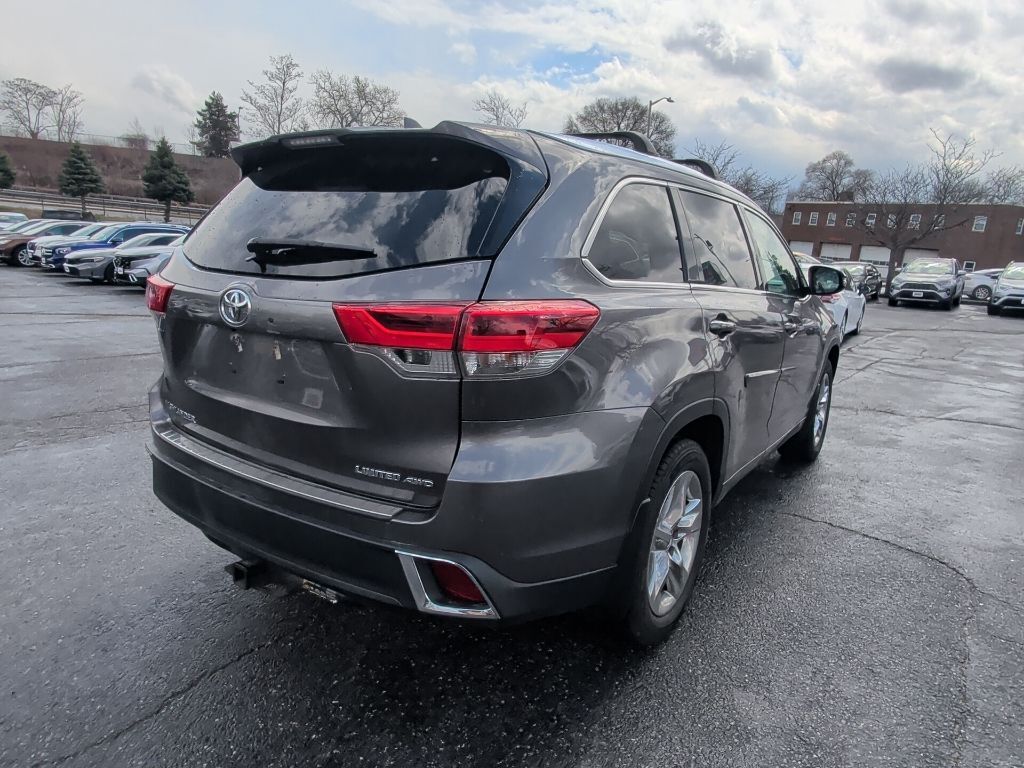2018 Toyota Highlander Limited Worcester MA