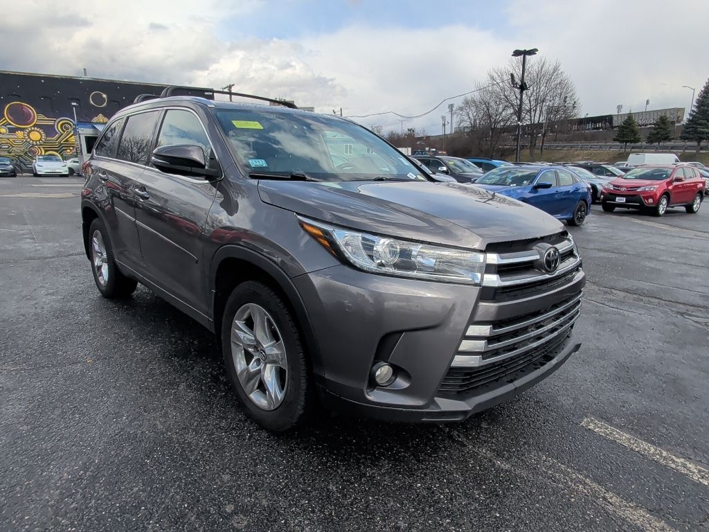 2018 Toyota Highlander Limited Worcester MA