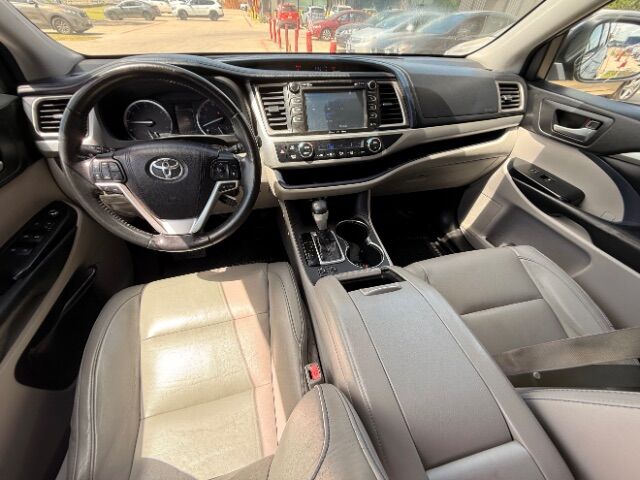 2018 Toyota Highlander SE | XLE New Braunfels TX