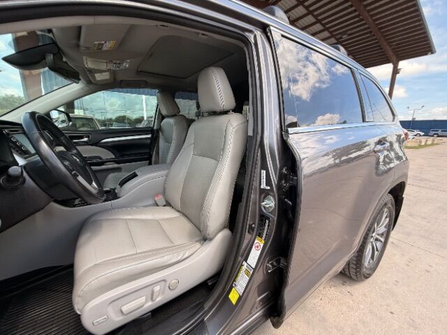 2018 Toyota Highlander SE | XLE New Braunfels TX