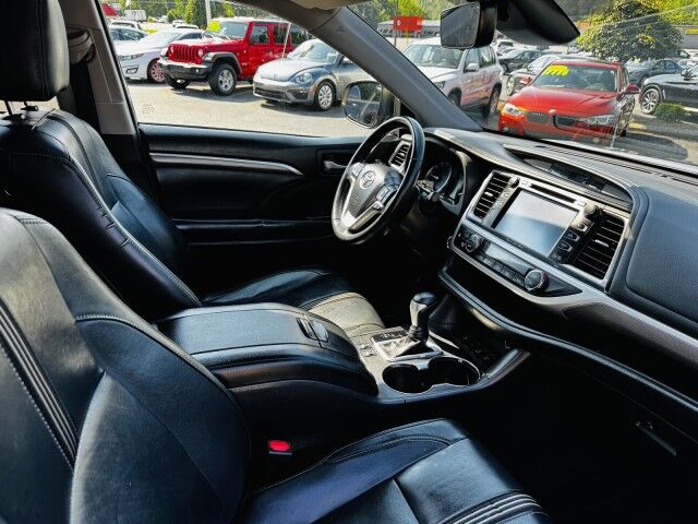 2018 Toyota Highlander SE Conover NC