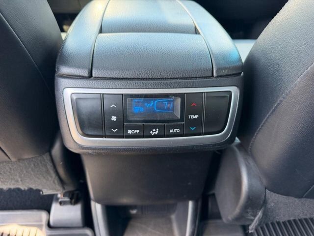 2018 Toyota Highlander SE Farmington MO