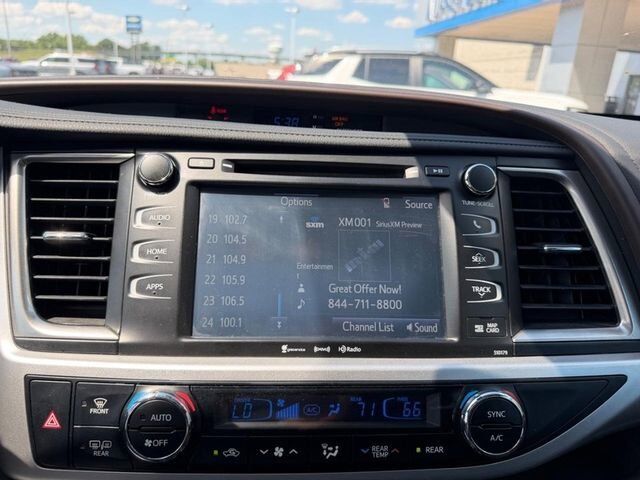 2018 Toyota Highlander SE Farmington MO