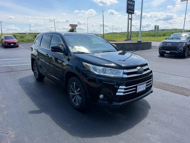 2018 Toyota Highlander SE Farmington MO