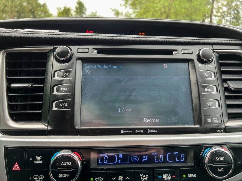 2018 Toyota Highlander SE Wilmington NC