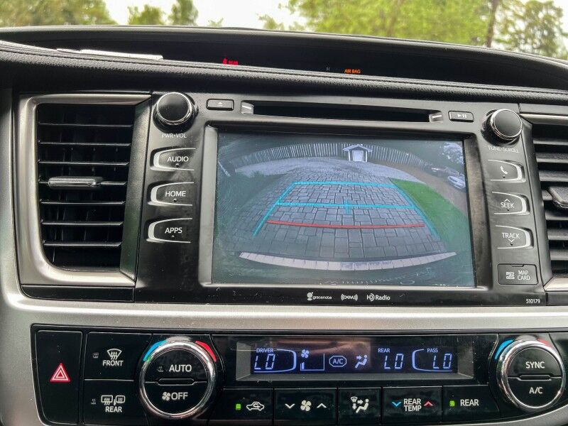 2018 Toyota Highlander SE Wilmington NC