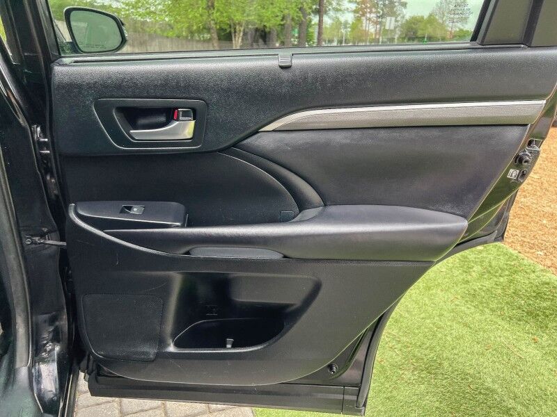 2018 Toyota Highlander SE Wilmington NC