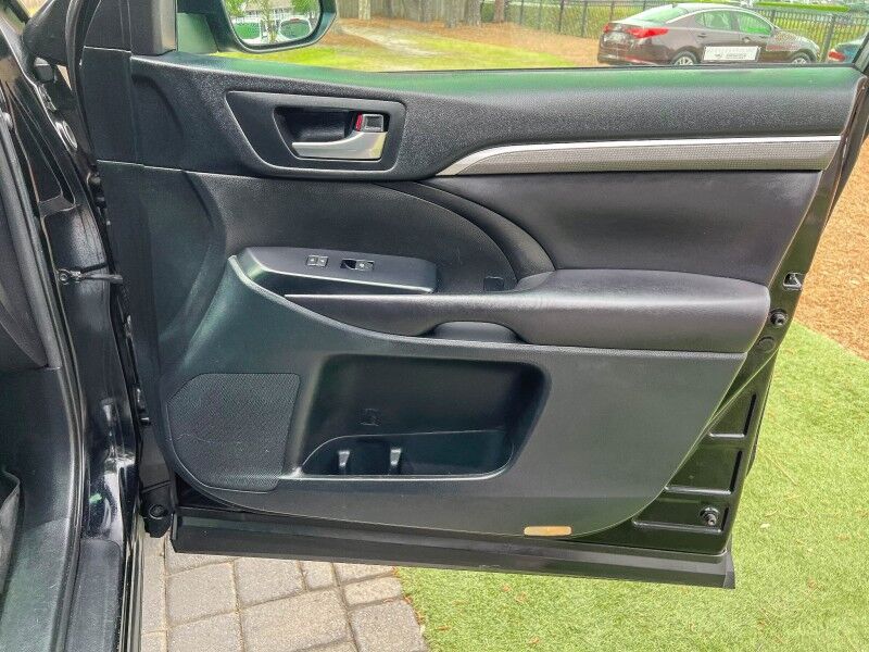 2018 Toyota Highlander SE Wilmington NC