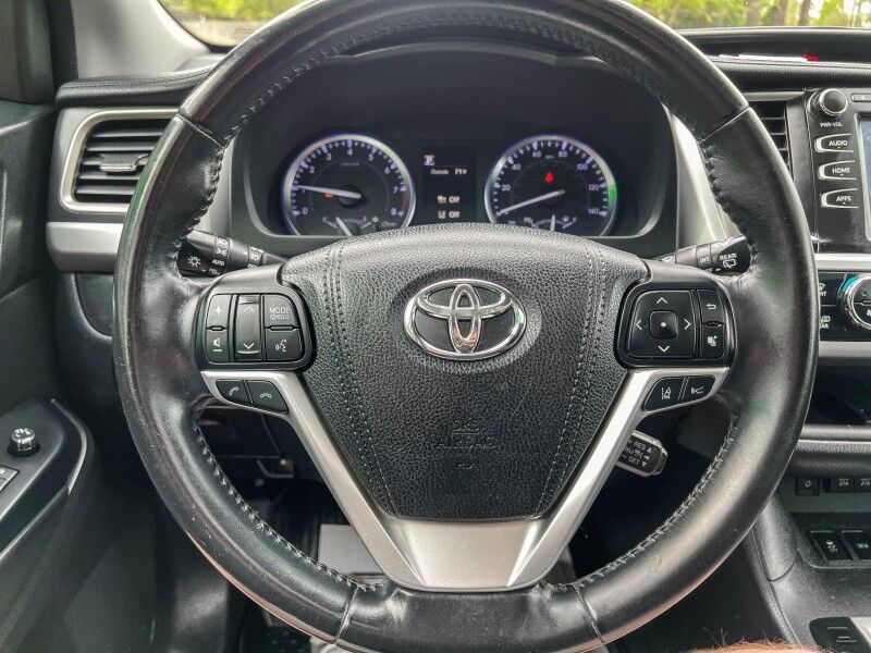 2018 Toyota Highlander SE Wilmington NC