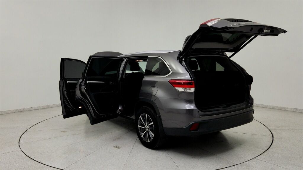 2018 Toyota Highlander SE Laurel MD