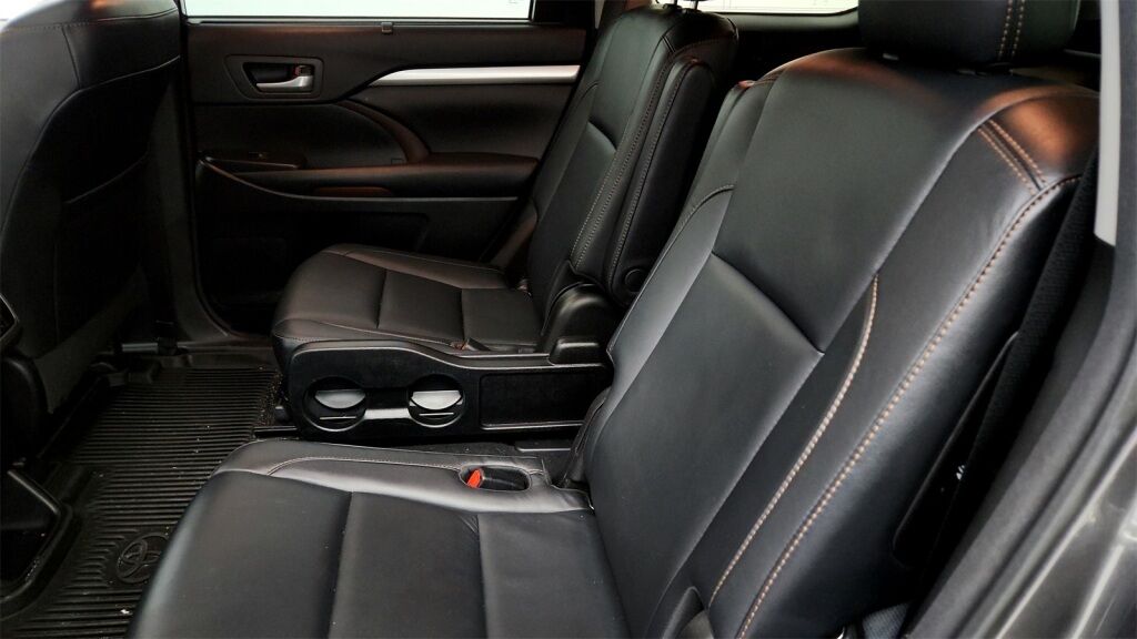 2018 Toyota Highlander SE Laurel MD