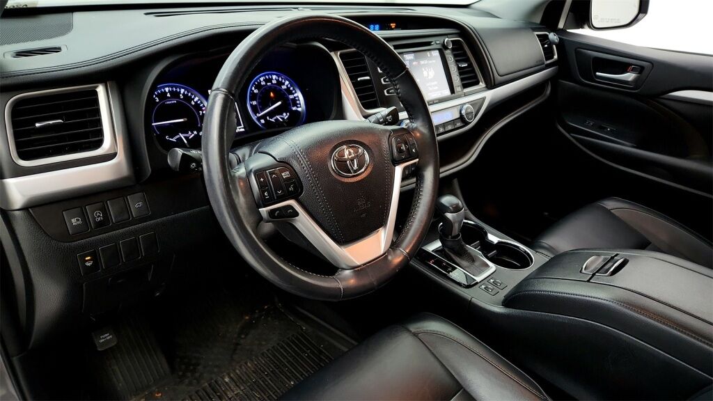 2018 Toyota Highlander SE Laurel MD