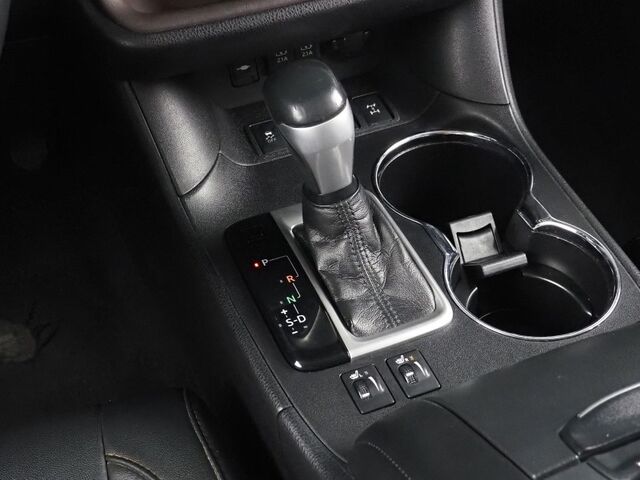 2018 Toyota Highlander XLE AWD *NAVIGATION, ADAPTIVE CRUISE, SAFETY ALERTS, BACKUP-CAMERA, COLOR TOUCHSCREEN, MOONROOF, LEATHER, HEATED SEATS, 2ND ROW CAPTAIN'S, POWER LIFTGATE, KEYLESS ENTRY, BLUETOOTH PHONE & AUDIO Round Rock TX