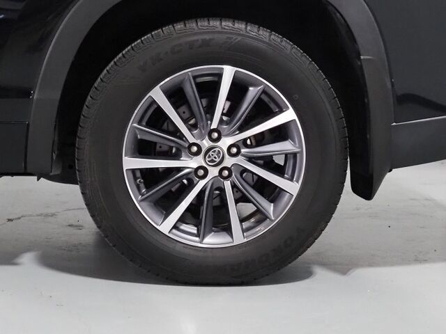 2018 Toyota Highlander XLE AWD *NAVIGATION, ADAPTIVE CRUISE, SAFETY ALERTS, BACKUP-CAMERA, COLOR TOUCHSCREEN, MOONROOF, LEATHER, HEATED SEATS, 2ND ROW CAPTAIN'S, POWER LIFTGATE, KEYLESS ENTRY, BLUETOOTH PHONE & AUDIO Round Rock TX