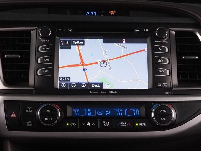 2018 Toyota Highlander XLE AWD *NAVIGATION, ADAPTIVE CRUISE, SAFETY ALERTS, BACKUP-CAMERA, COLOR TOUCHSCREEN, MOONROOF, LEATHER, HEATED SEATS, 2ND ROW CAPTAIN'S, POWER LIFTGATE, KEYLESS ENTRY, BLUETOOTH PHONE & AUDIO Round Rock TX