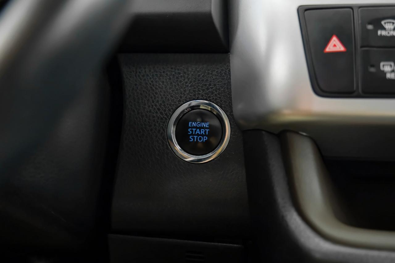 2018 Toyota Highlander XLE AWD V6 BLIND SPOT MONITOR TOYOTA SAFETY SENSE NAVIGATION SUNROOF LEATHER SEATS Carrollton TX