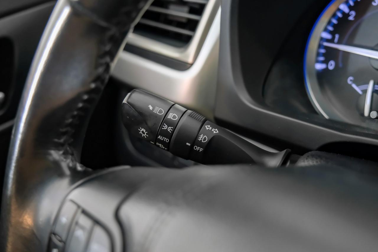 2018 Toyota Highlander XLE AWD V6 BLIND SPOT MONITOR TOYOTA SAFETY SENSE NAVIGATION SUNROOF LEATHER SEATS Carrollton TX