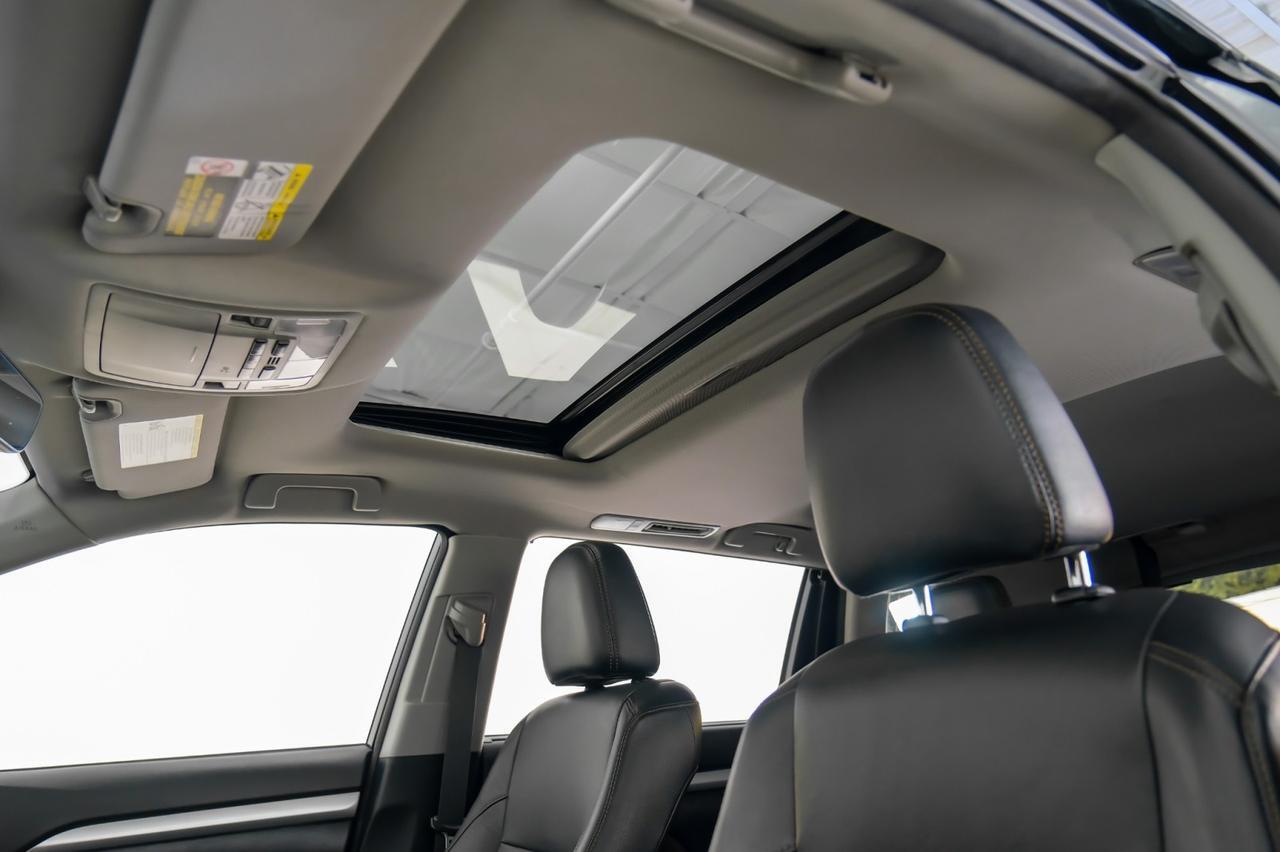 2018 Toyota Highlander XLE AWD V6 BLIND SPOT MONITOR TOYOTA SAFETY SENSE NAVIGATION SUNROOF LEATHER SEATS Carrollton TX