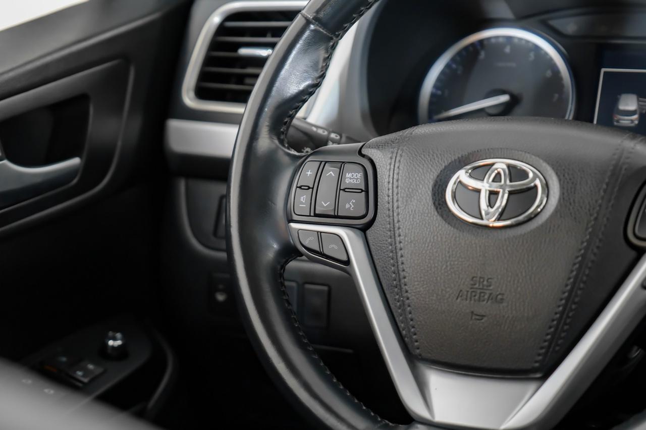 2018 Toyota Highlander XLE AWD V6 BLIND SPOT MONITOR TOYOTA SAFETY SENSE NAVIGATION SUNROOF LEATHER SEATS Carrollton TX