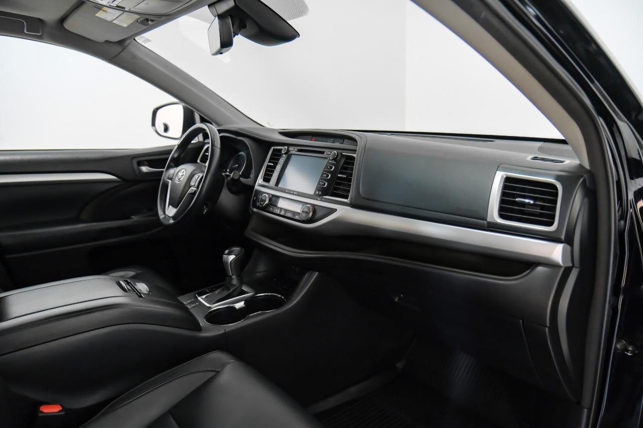2018 Toyota Highlander XLE AWD V6 BLIND SPOT MONITOR TOYOTA SAFETY SENSE NAVIGATION SUNROOF LEATHER SEATS Carrollton TX
