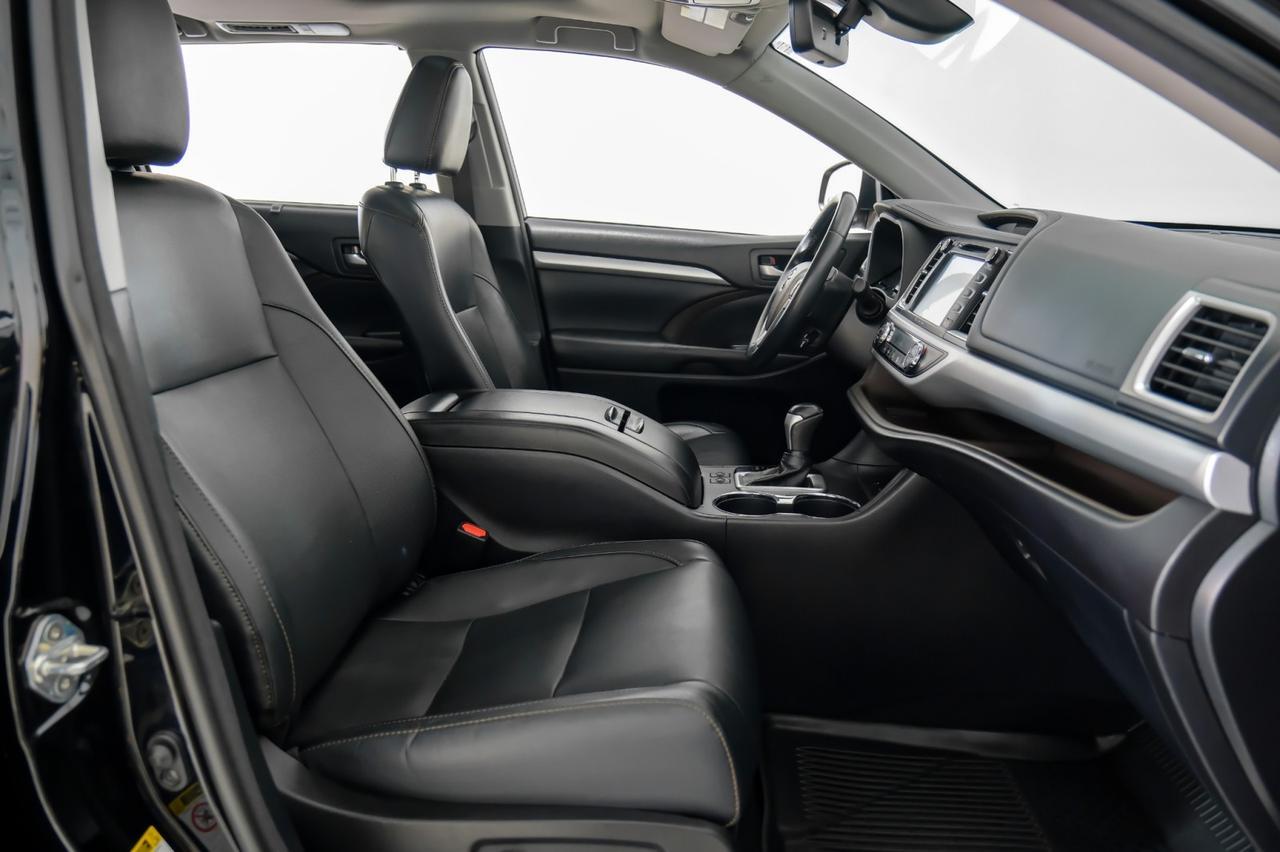 2018 Toyota Highlander XLE AWD V6 BLIND SPOT MONITOR TOYOTA SAFETY SENSE NAVIGATION SUNROOF LEATHER SEATS Carrollton TX