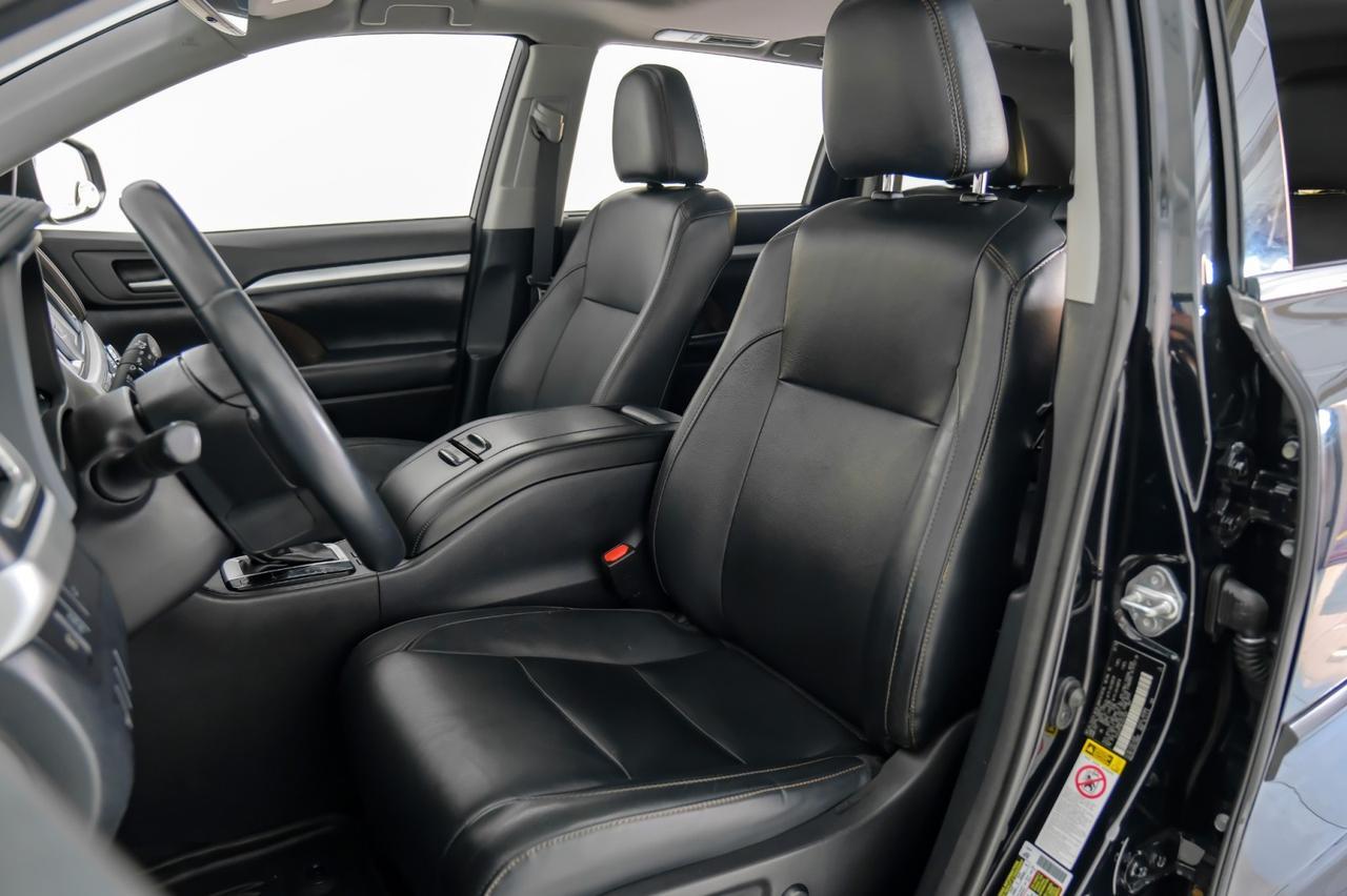 2018 Toyota Highlander XLE AWD V6 BLIND SPOT MONITOR TOYOTA SAFETY SENSE NAVIGATION SUNROOF LEATHER SEATS Carrollton TX