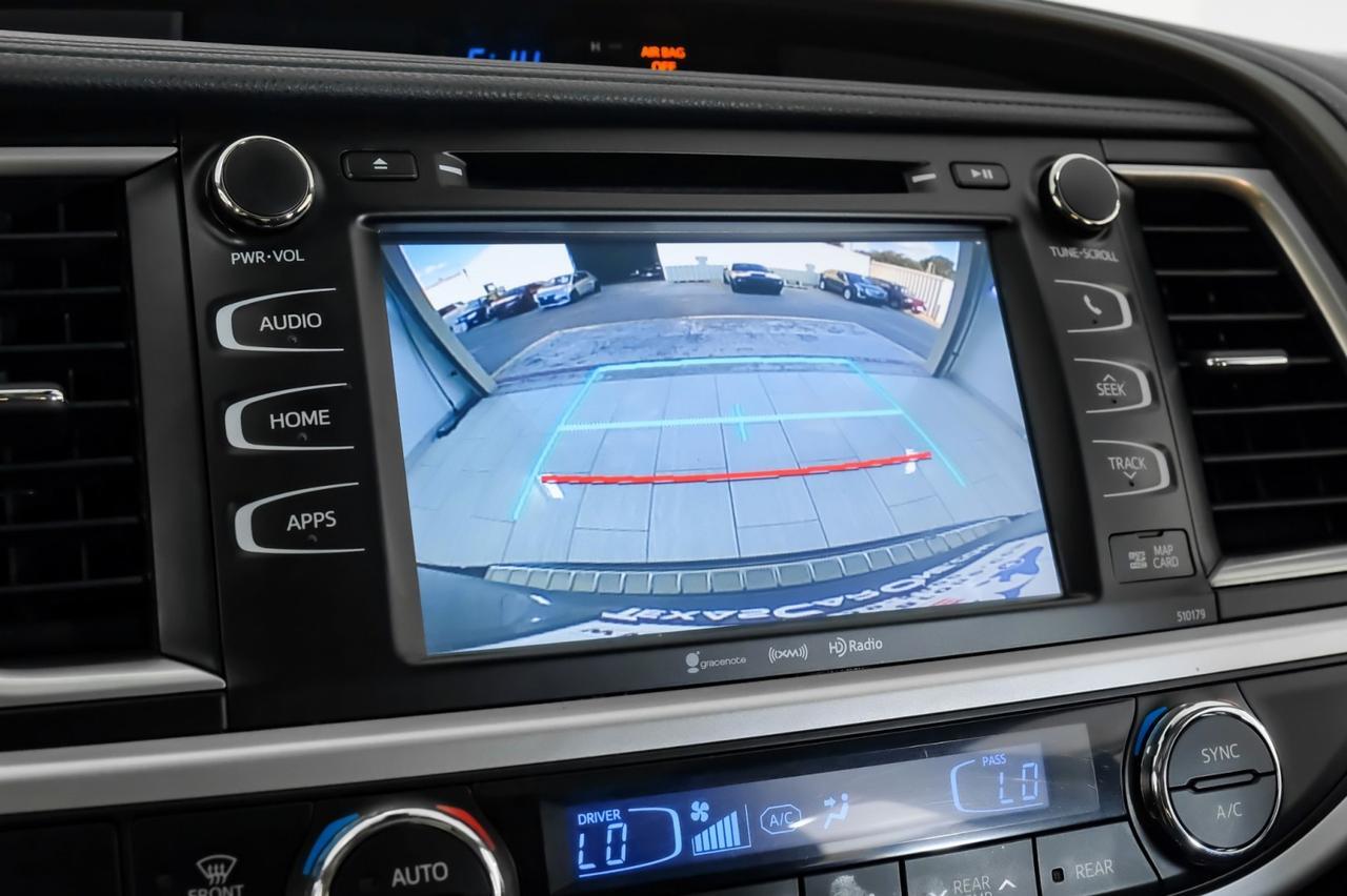 2018 Toyota Highlander XLE AWD V6 BLIND SPOT MONITOR TOYOTA SAFETY SENSE NAVIGATION SUNROOF LEATHER SEATS Carrollton TX